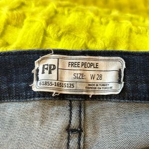 Free people size 28 slim dark wash jeans
